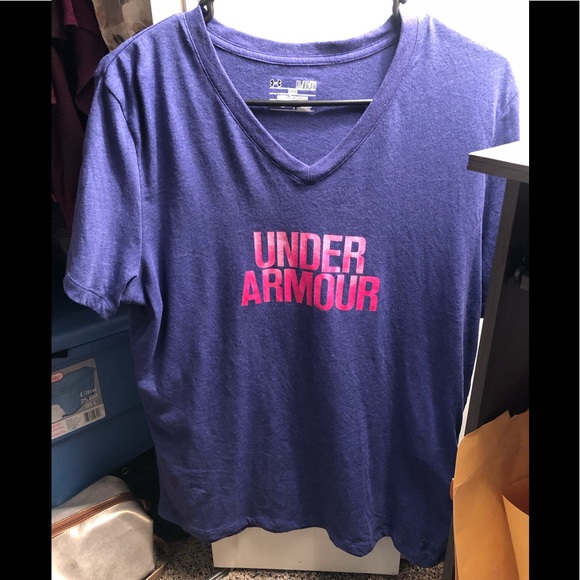 Under Armour Tops - Women’s Under Armour XL v neck tshirt purple gently worn